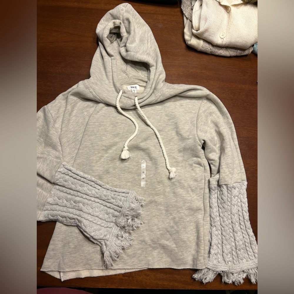 Women’s BKE hoodie size x small